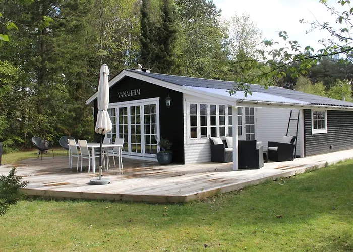 Astrid - 875m From The Sea By Interhome Hals